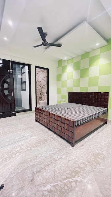 Bedroom in 3 BHK Apartment at Amrapali Silicon City, Sector 76 – for Rent