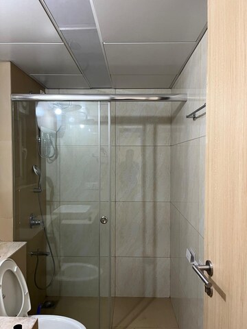 Bathroom in 1 BHK Apartment at HDIL Dheeraj Upvan 1, Borivali East – for Rent