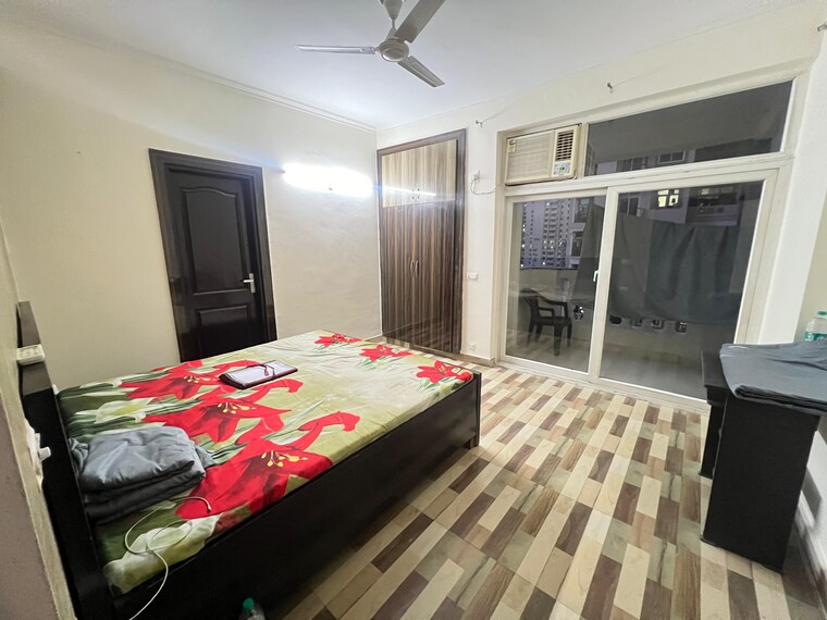 Bedroom, amrapali-silicon-city 3 Bedroom 1545 Sq.Ft. Apartment In Sector 76 Noida 9268602