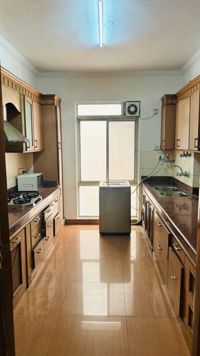 Kitchen, sas-tower 3 Bedroom 2200 Sq.Ft. Builder Floor In Sector 38 Gurgaon 9268616