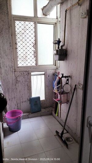 Bathroom in 4 BHK Apartment at Nimbus The Hyde park, Sector 78 – for Rent