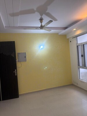 Room in 2 BHK Apartment at Prateek Wisteria, Sector 77 – for Rent