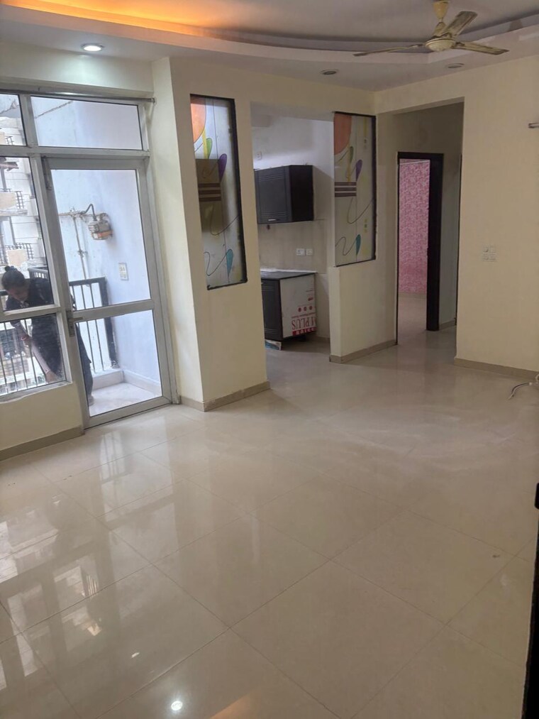 Room, prateek-wisteria 2 Bedroom 955 Sq.Ft. Apartment In Sector 77 Noida 9268635