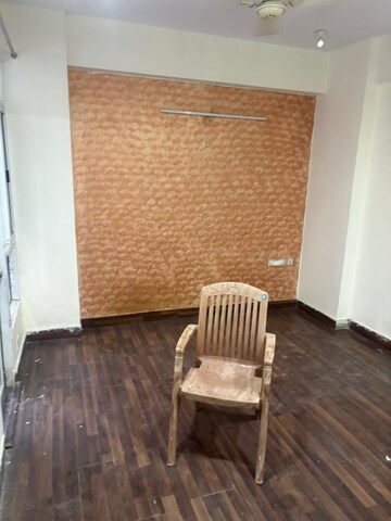 Furnished Amenities in 2 BHK Apartment at Prateek Wisteria, Sector 77 – for Rent