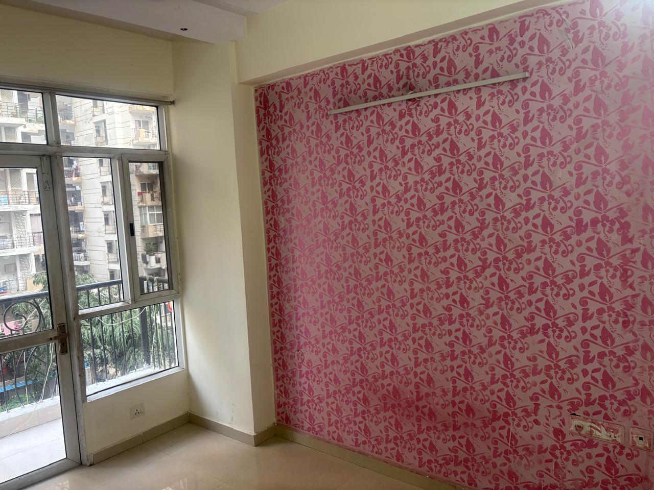 2 BHK Apartment For Rent in Prateek Wisteria