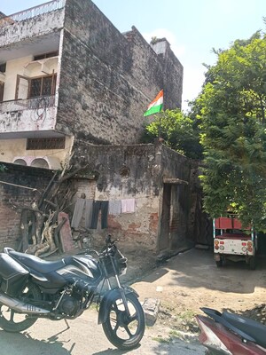  Plot – Exterior View View at Aliganj - for Sale