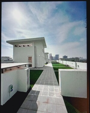 Kitchen in 2.5 BHK Builder Floor at Smart World Gems, Sector 89 – for Sale