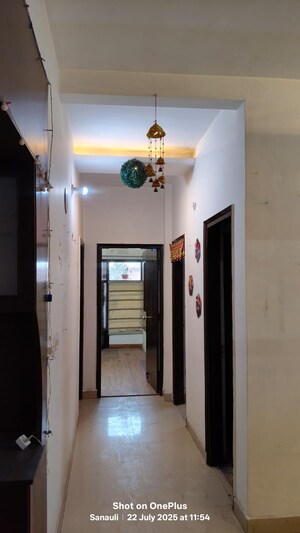 Building Lobby in 2 BHK Builder Floor at Kishanpura – for Rent