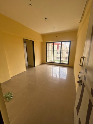 Room in 1.5 BHK Apartment at Vatsala Maulikrupa, New Panvel – for Sale