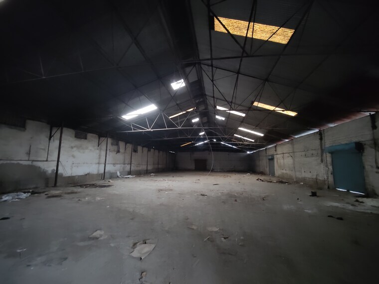  Parking, matigara Commercial Warehouse 10000 Sq.Ft. In Matigara Siliguri 9268728