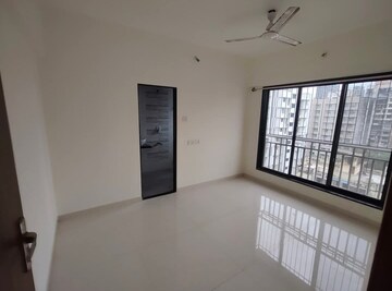 Master Bedroom in 1 BHK Apartment at Shriji Heritage, Kandivali West – for Rent