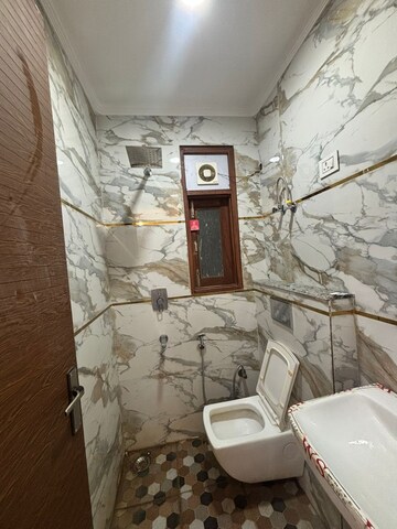Bathroom in 1 BHK Builder Floor at Saket – for Rent