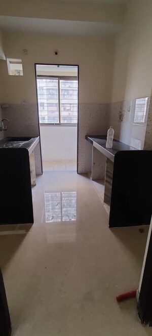 Team Area in 2 BHK Apartment at Kurla East – for Rent