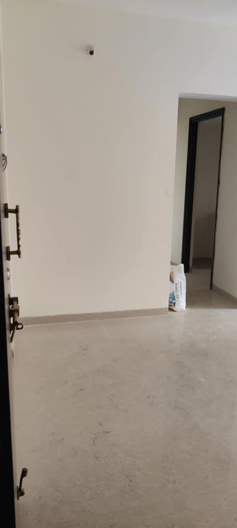 Room, kurla east 2 Bedroom 600 Sq.Ft. Apartment In Kurla East Mumbai 9268751