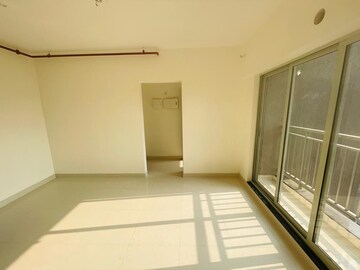 Room in 1 BHK Apartment at Ashar Metro Towers, Vartak Nagar – for Rent
