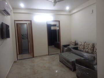 Living Room in 4 BHK Builder Floor at Sector 45 – for Rent