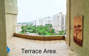 Swimming Pool in 3 BHK Apartment at Karan Goldcoast, Bavdhan – for Rent