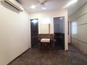 Room in 3 BHK Villa at EIPL La Paloma Villas, Mokila – for Rent