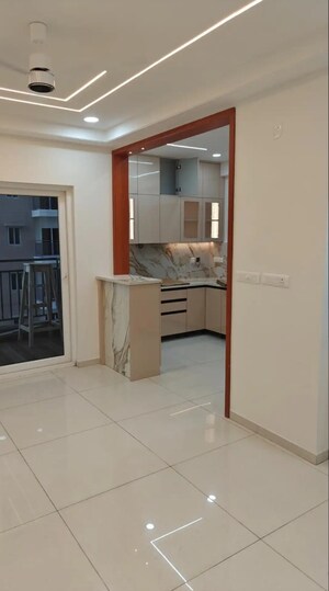 Room in 2 BHK Apartment at Rajapushpa Provincia, Narsingi – for Rent