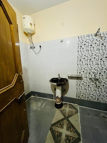 Bathroom in 1 BHK Builder Floor at Sahastradhara Road – for Rent