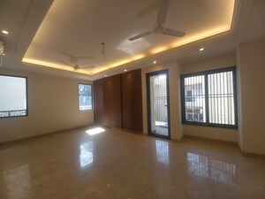 Room in 4 BHK Builder Floor at Greater Kailash I – for Sale