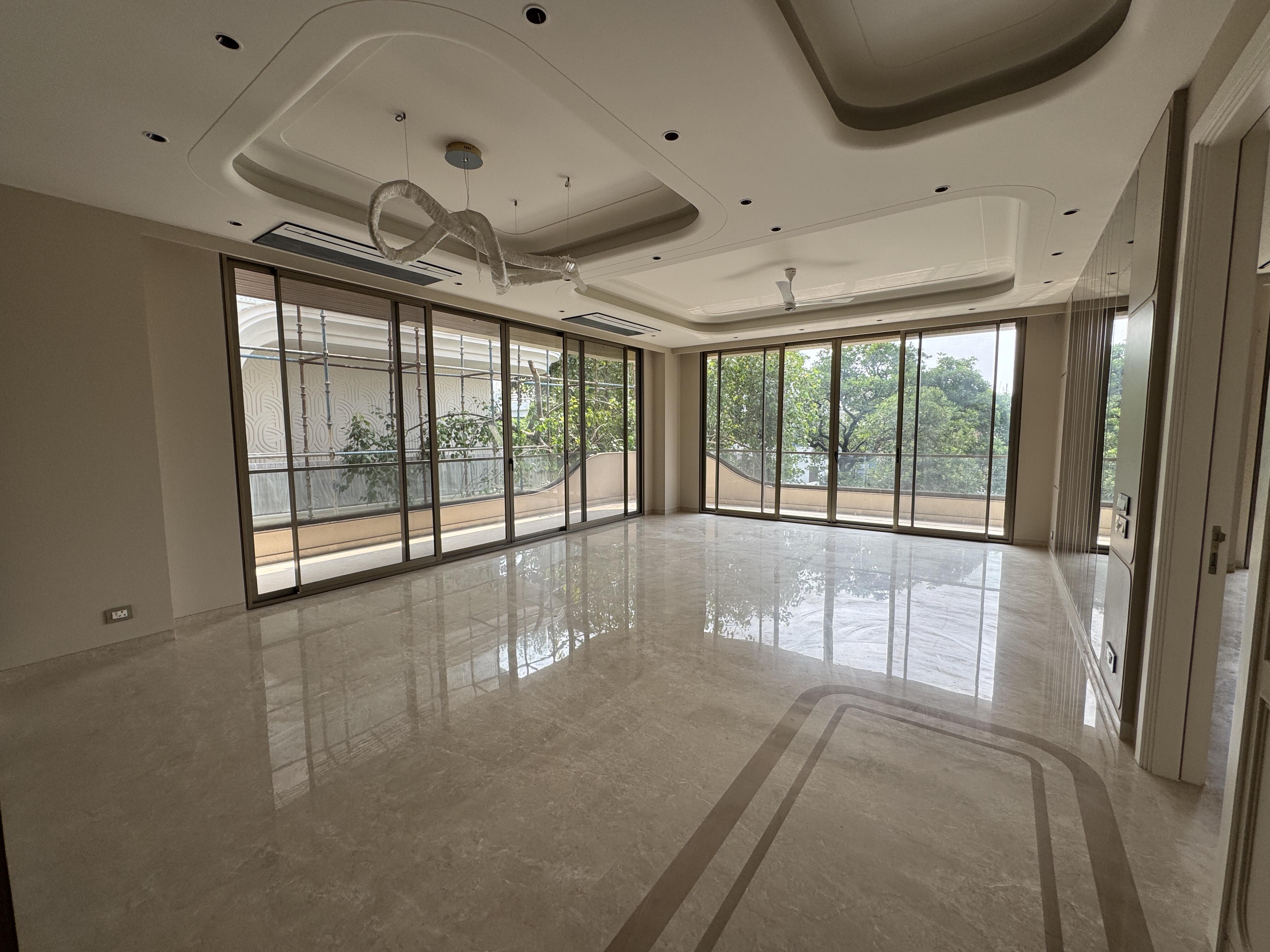 4 BHK + Servant Room Builder Floor For Sale in Greater Kailash