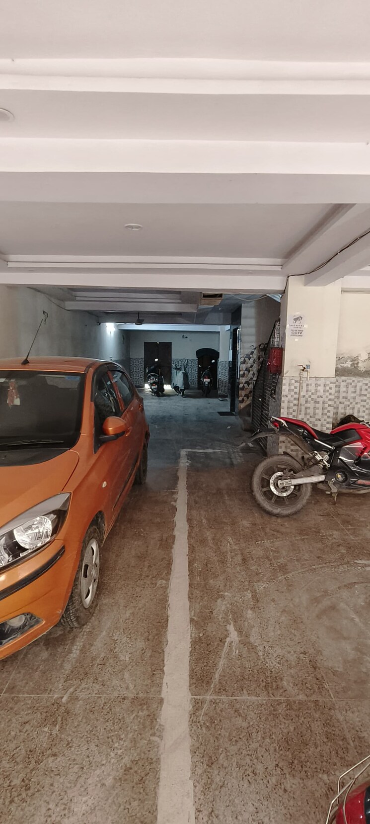  Parking, dwarka mor 2 Bedroom 480 Sq.Ft. Builder Floor In Dwarka Mor Delhi 9268824