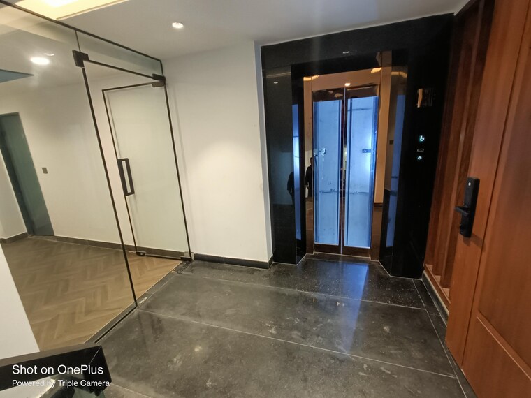 Room, greater kailash ii 4 Bedroom 4200 Sq.Ft. Builder Floor In Greater Kailash ii Delhi 9268826