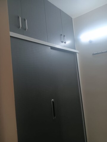 Room in 2 BHK Independent House at Gomti Nagar – for Rent