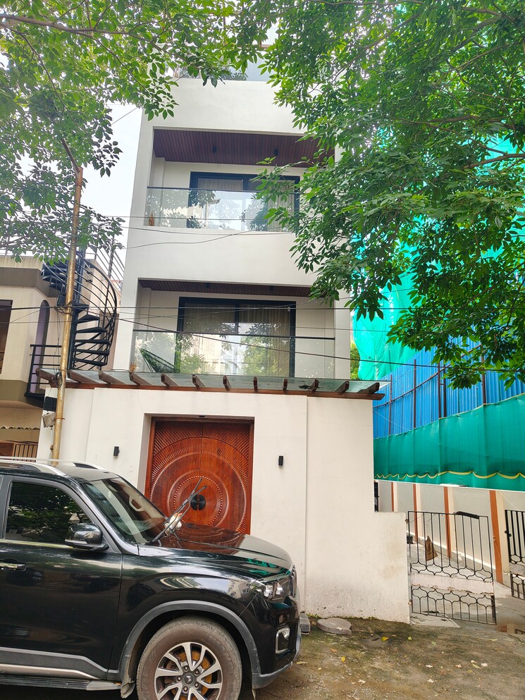 Exterior View, besant nagar 3 Bedroom 2200 Sq.Ft. Independent House In Besant Nagar Chennai 9268837