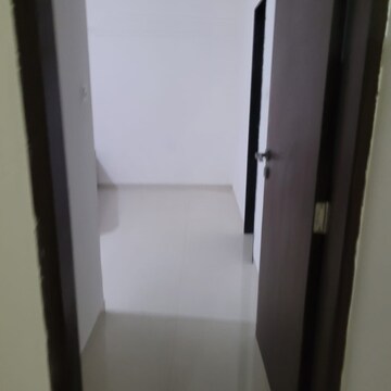Room in 3 BHK Apartment at Puranik Abitante, Bavdhan – for Rent