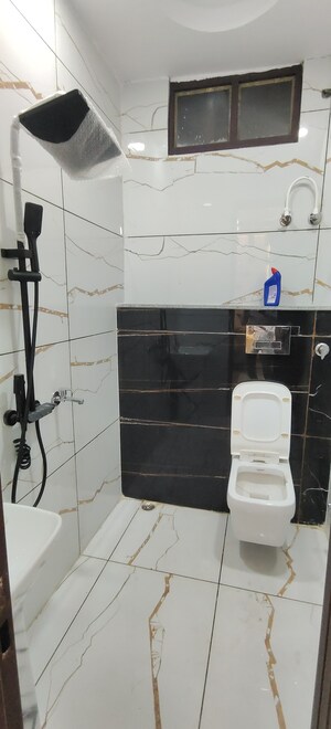 Master Bedroom in 3 BHK Builder Floor at Dwarka Mor – for Sale