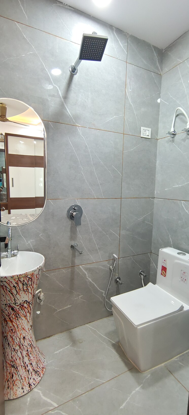 Bathroom, dwarka mor 3 Bedroom 720 Sq.Ft. Builder Floor In Dwarka Mor Delhi 9268838