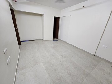 Room in 2 BHK Apartment at Dosti West County Phase 4 Dosti Pine, Balkum Pada – for Rent