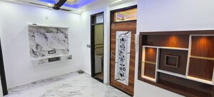 Room in 2 BHK Builder Floor at Dwarka Mor – for Sale