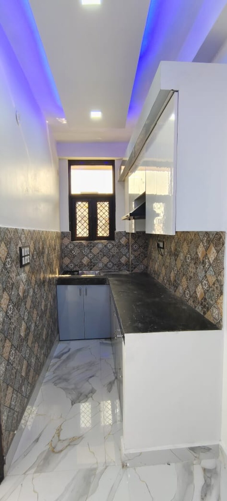 Kitchen, dwarka mor 2 Bedroom 600 Sq.Ft. Builder Floor In Dwarka Mor Delhi 9268846