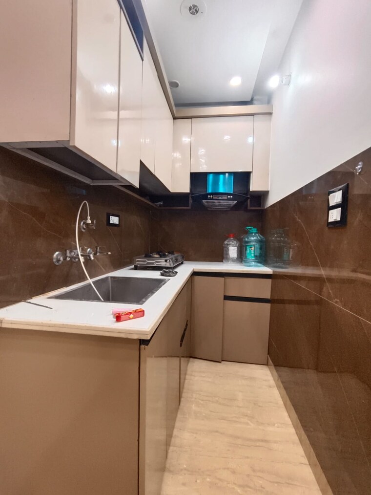 Kitchen, dwarka mor 2 Bedroom 600 Sq.Ft. Builder Floor In Dwarka Mor Delhi 9268856