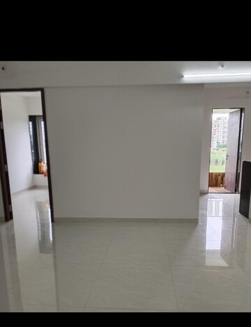 Room in 3 BHK Apartment at Pimpri – for Rent
