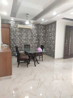 Parking in 3 BHK Independent House at Sector 47 – for Rent