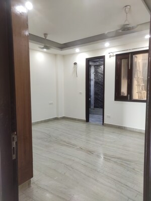 Room in 3 BHK Independent House at Sector 47 – for Rent