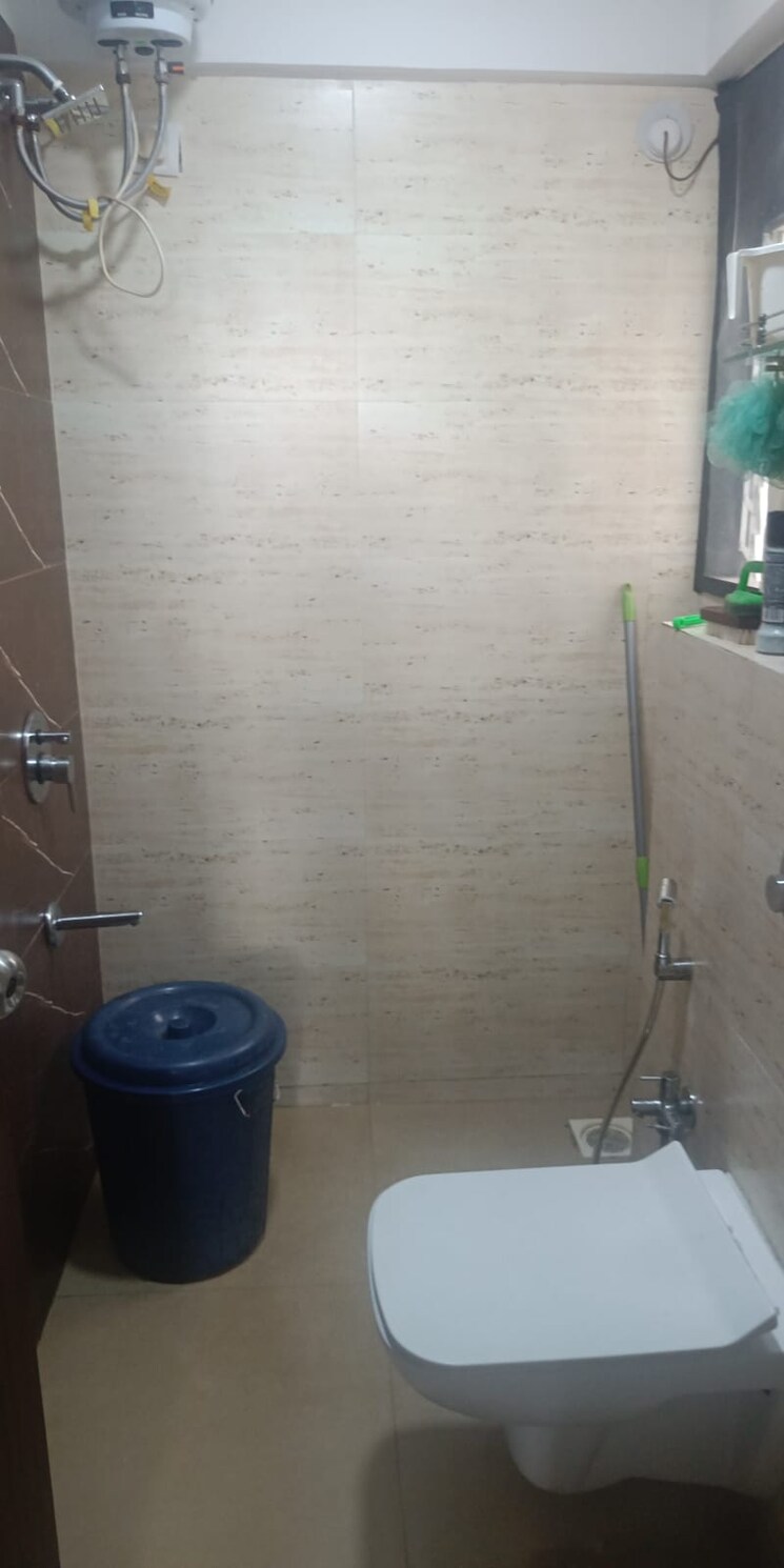 Bathroom, lotus-residency-goregaon-west 2 Bedroom 620 Sq.Ft. Apartment In Goregaon West Mumbai 9268865