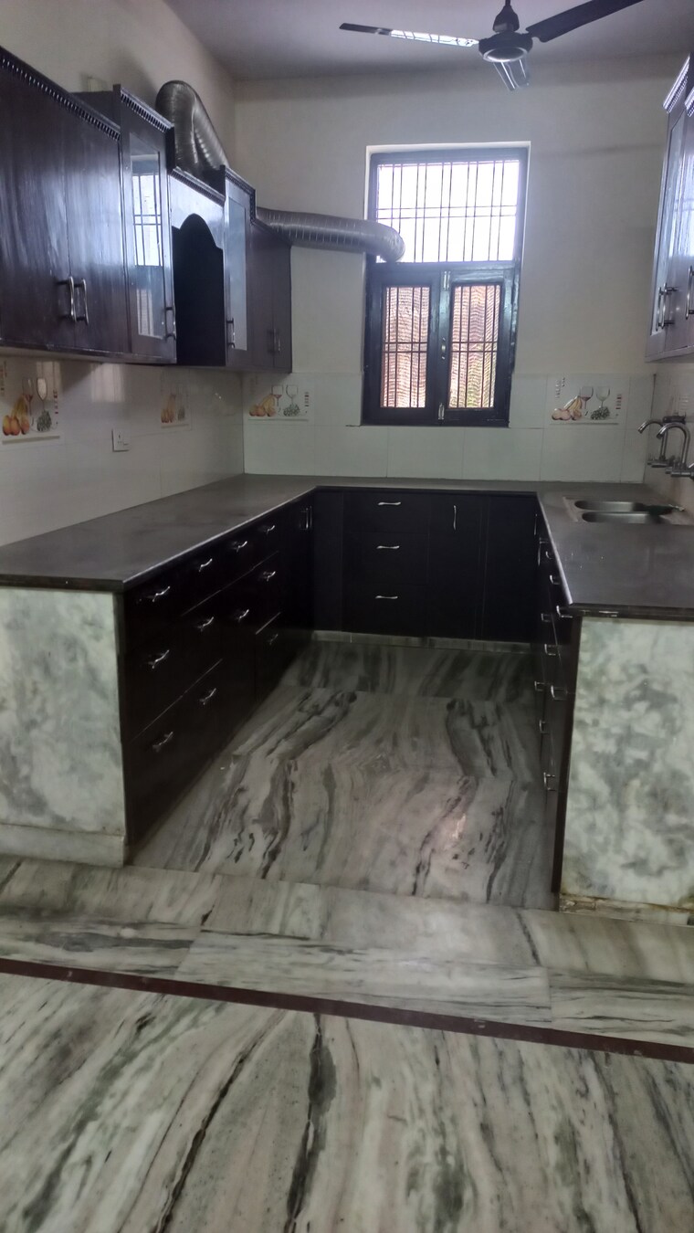 Kitchen, sector 37 3 Bedroom 1640 Sq.Ft. Builder Floor In Sector 37 Faridabad 9268880