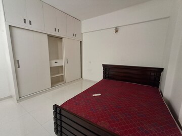 Room in 4 BHK Apartment at Pacifica Hill Crest, Gachibowli – for Rent