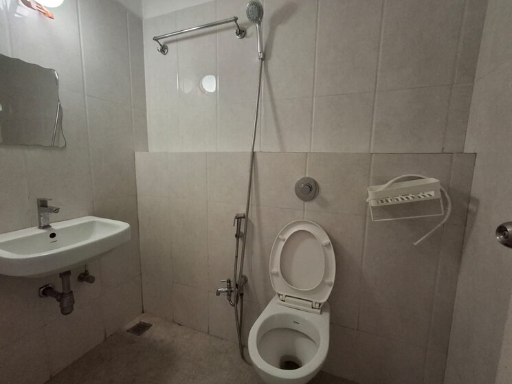 Bathroom, pacifica-hill-crest 4 Bedroom 2800 Sq.Ft. Apartment In Gachibowli Hyderabad 9268879