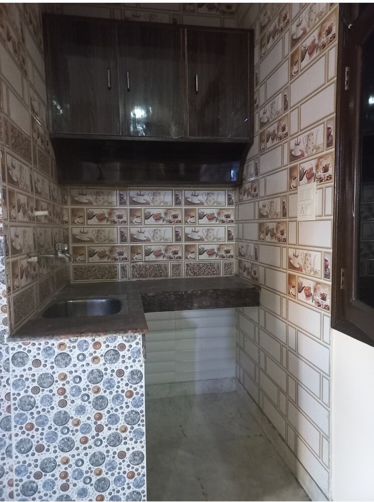 Kitchen, sector 37 1 RK 400 Sq.Ft. Builder Floor In Sector 37 Faridabad 9268885