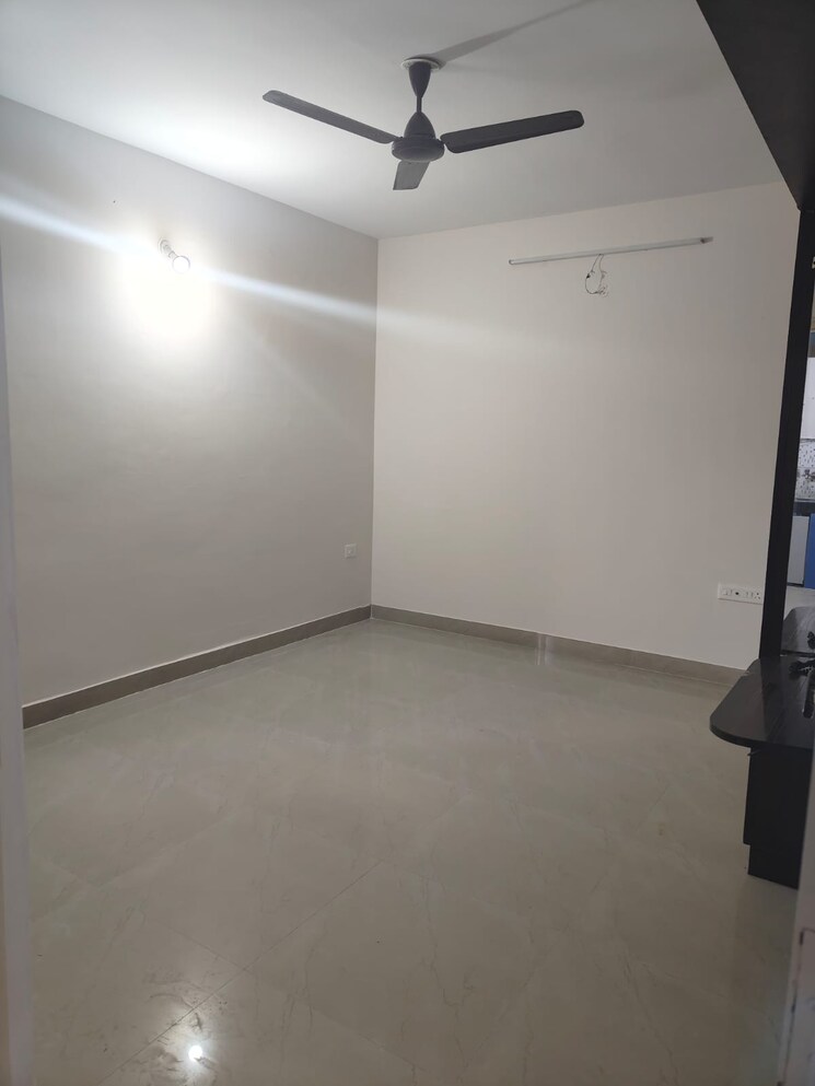 Room, regent-park 3 Bedroom 1285 Sq.Ft. Apartment In Serilingampally Hyderabad 9268887