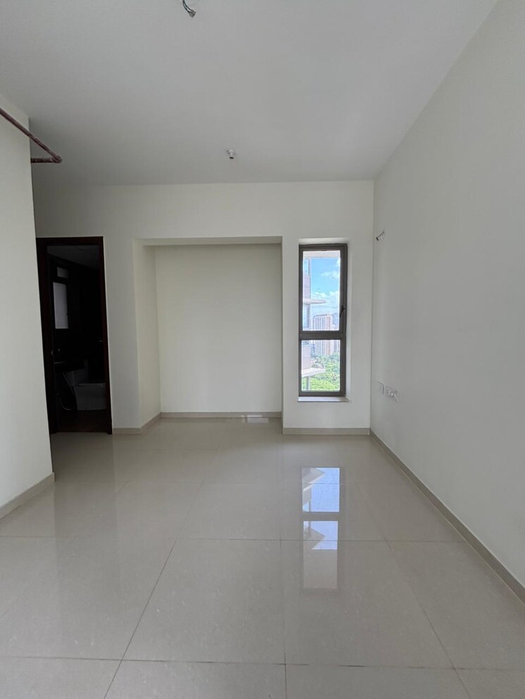 Room, kalpataru-paramount 2 Bedroom 672 Sq.Ft. Apartment In Kapur Bawdi Thane 9268899