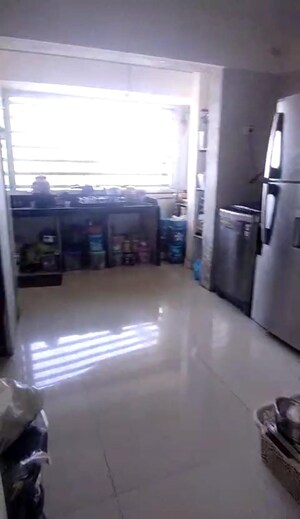 Room in 2 BHK Apartment at Soham Tropical Lagoon, Ghodbunder Road – for Sale