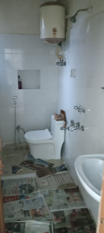 Bathroom in 2 BHK Apartment at Sector 21c – for Rent