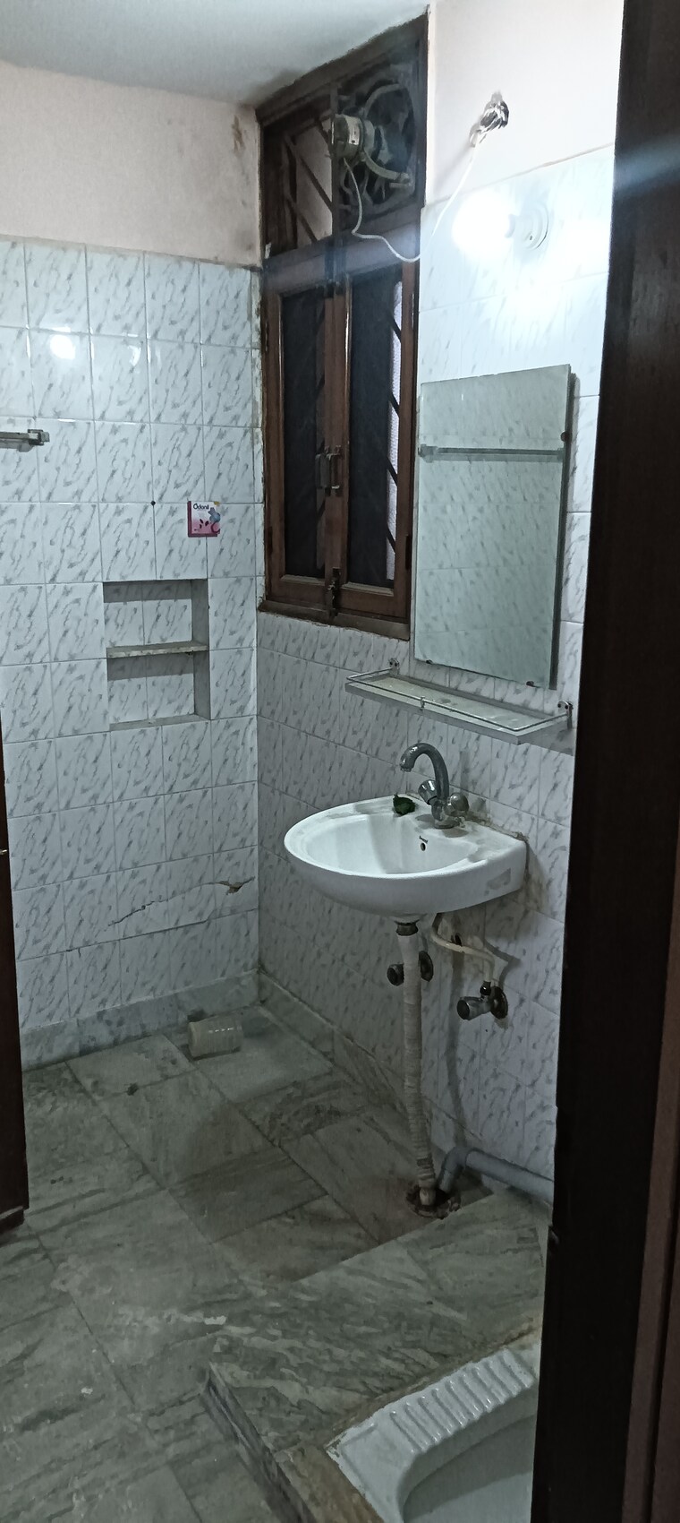 Bathroom, sector 21c 2 Bedroom 1200 Sq.Ft. Apartment In Sector 21c Faridabad 9268909